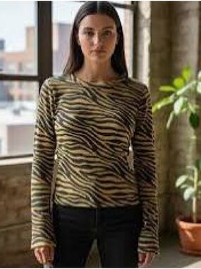 Zara Yellow and Black Zebra-Print Long Sleeve Tee